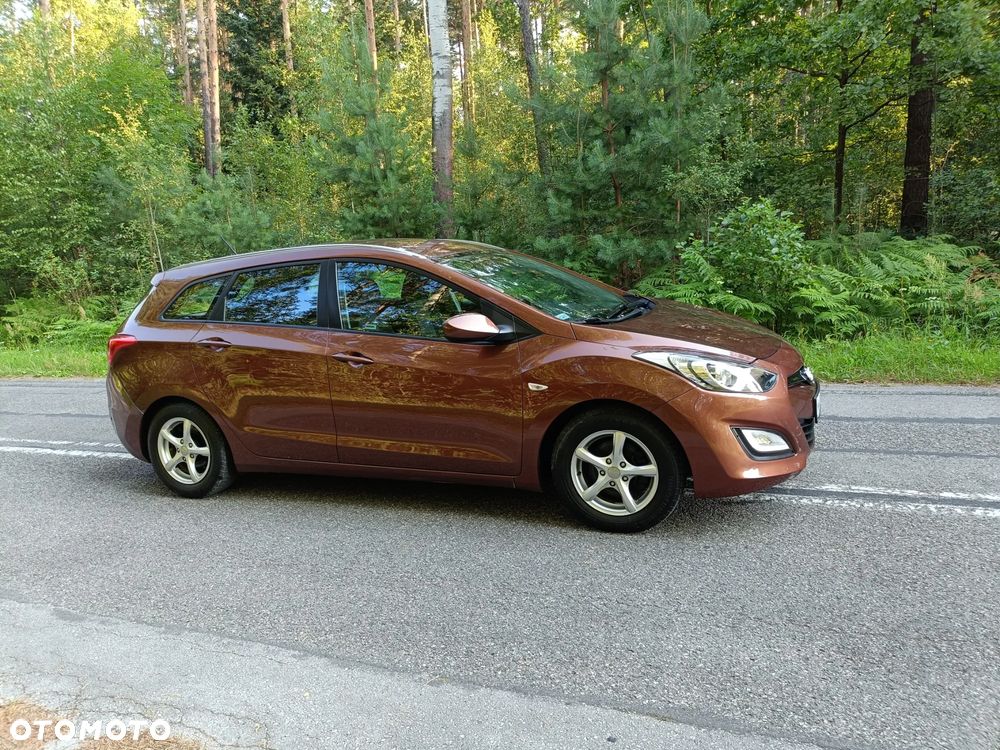 Hyundai i30 1.6 Comfort - 34
