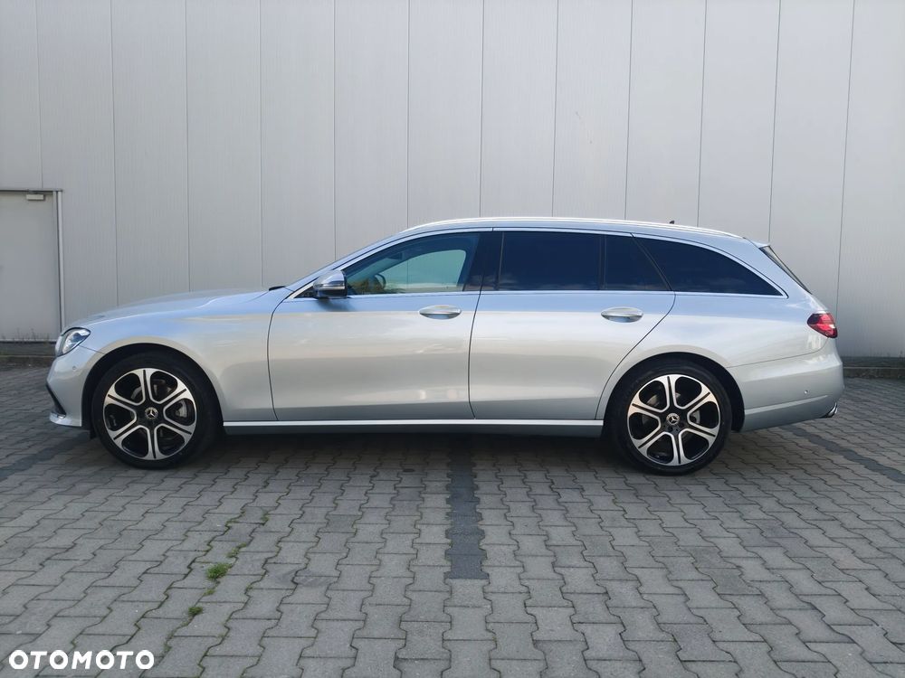 Mercedes-Benz Klasa E 220 d 9G-TRONIC Avantgarde - 2