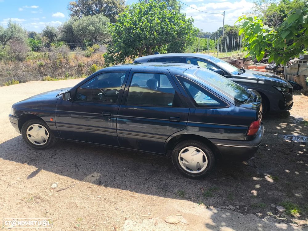 Ford Escort 1.3 CL - 2