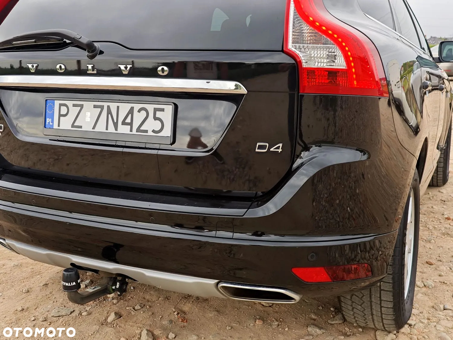 Volvo XC 60 D4 Drive-E Ocean Race - 12
