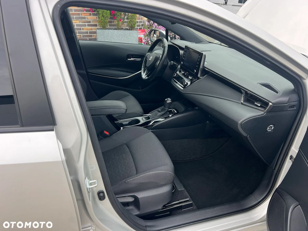 Suzuki Swace 1.8 Hybrid Premium Plus CVT - 17