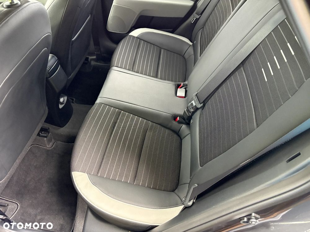 Kia Stonic 1.0 T-GDI L Business Line - 16