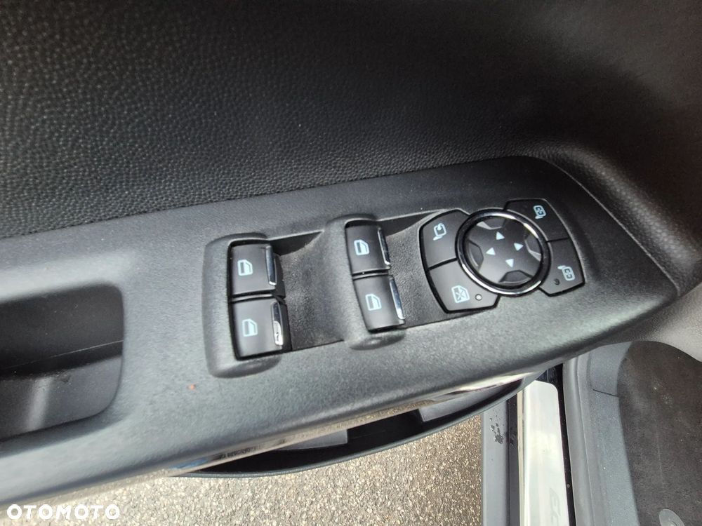 Ford EcoSport 1.0 EcoBoost TITANIUM - 24