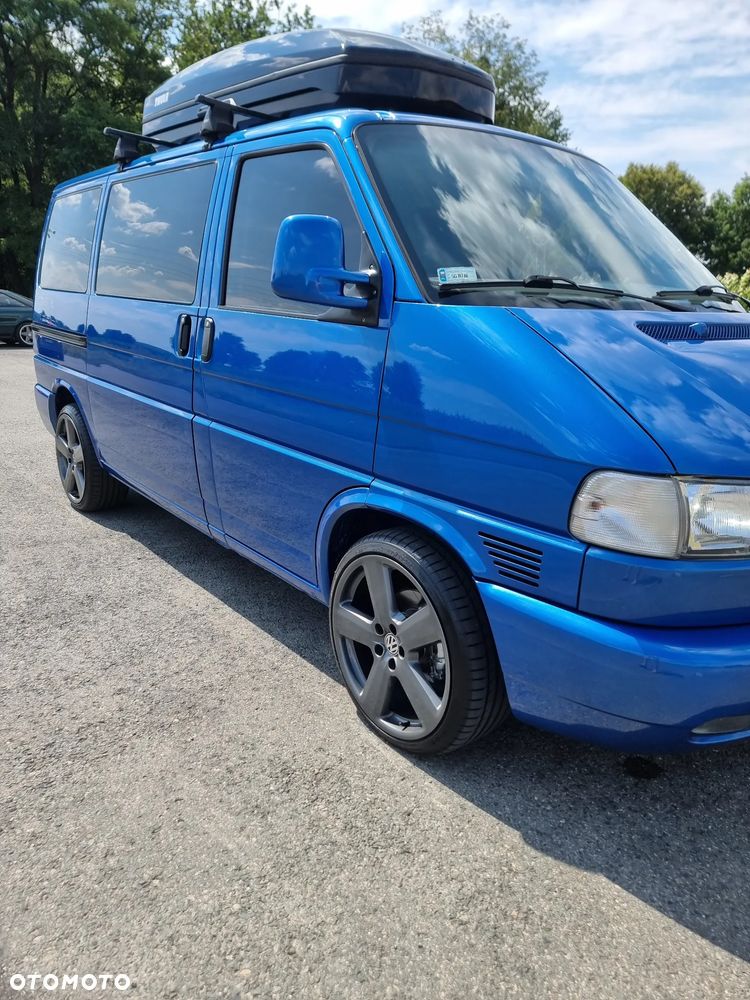 Volkswagen Multivan - 24