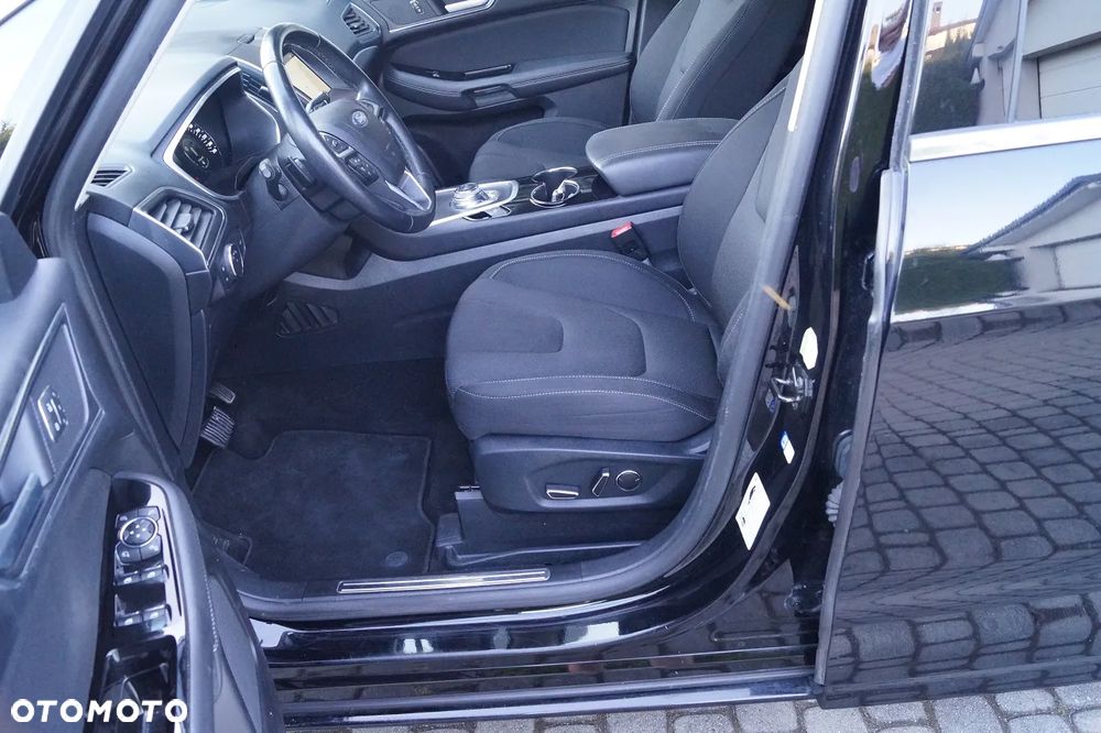 Ford S-Max 2.0 EcoBlue Titanium - 19