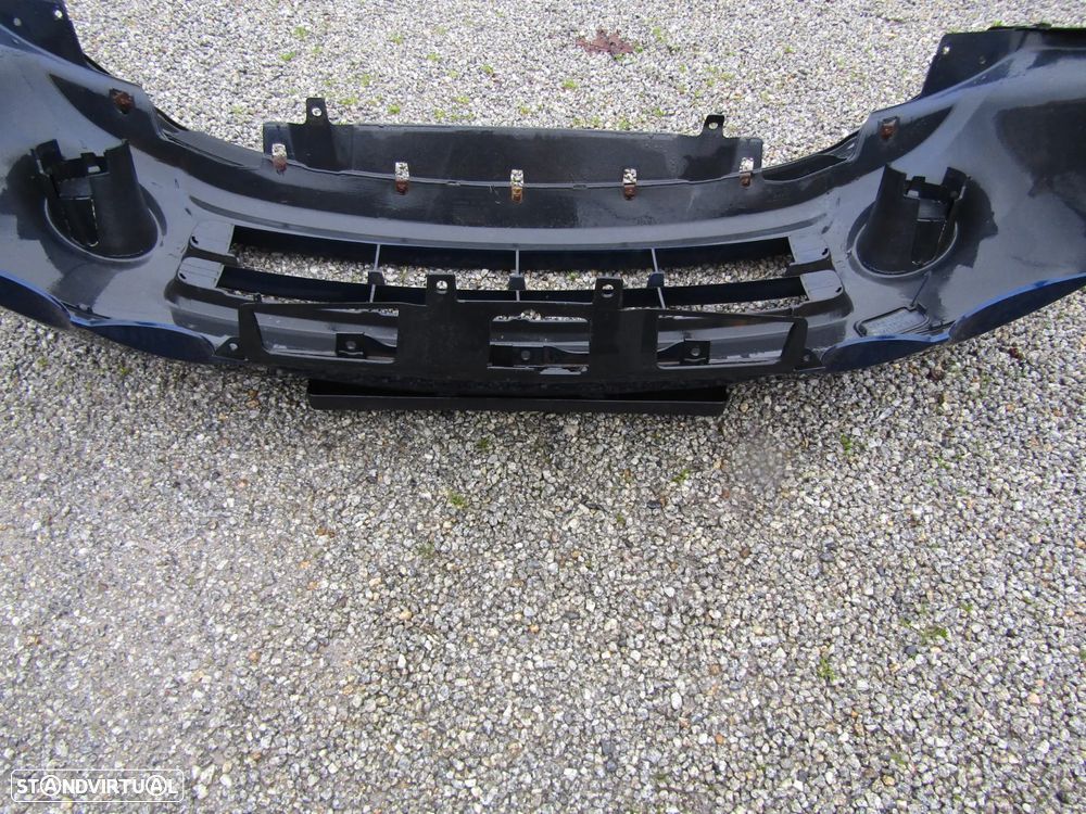 Para choques  HONDA HRV  (original em bom estado) - 13