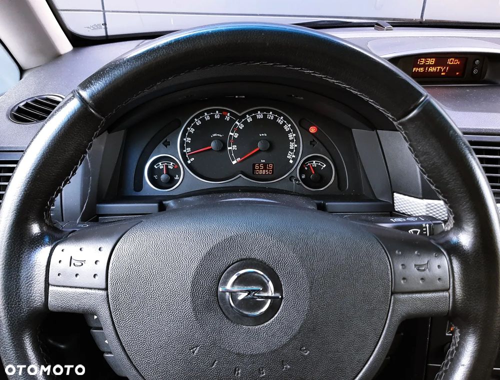 Opel Meriva 1.6 Enjoy - 32