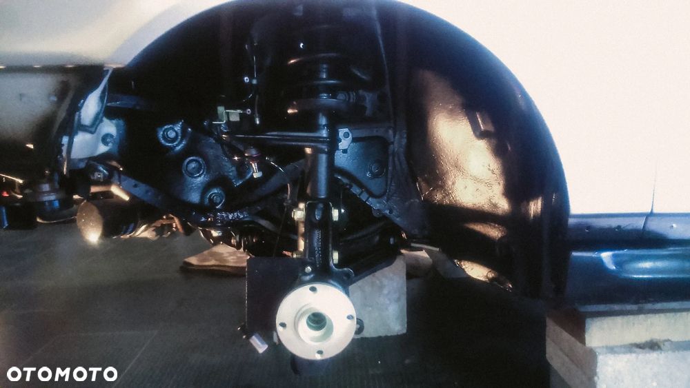Audi Coupe - 34