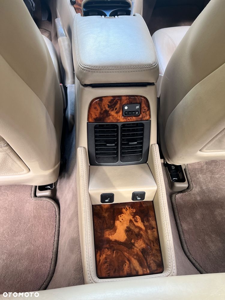 Jaguar XJ Sovereign 4.0 - 24