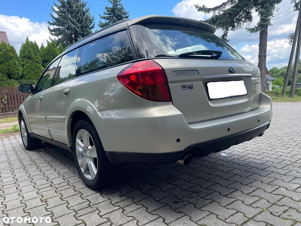 Subaru Outback - 33