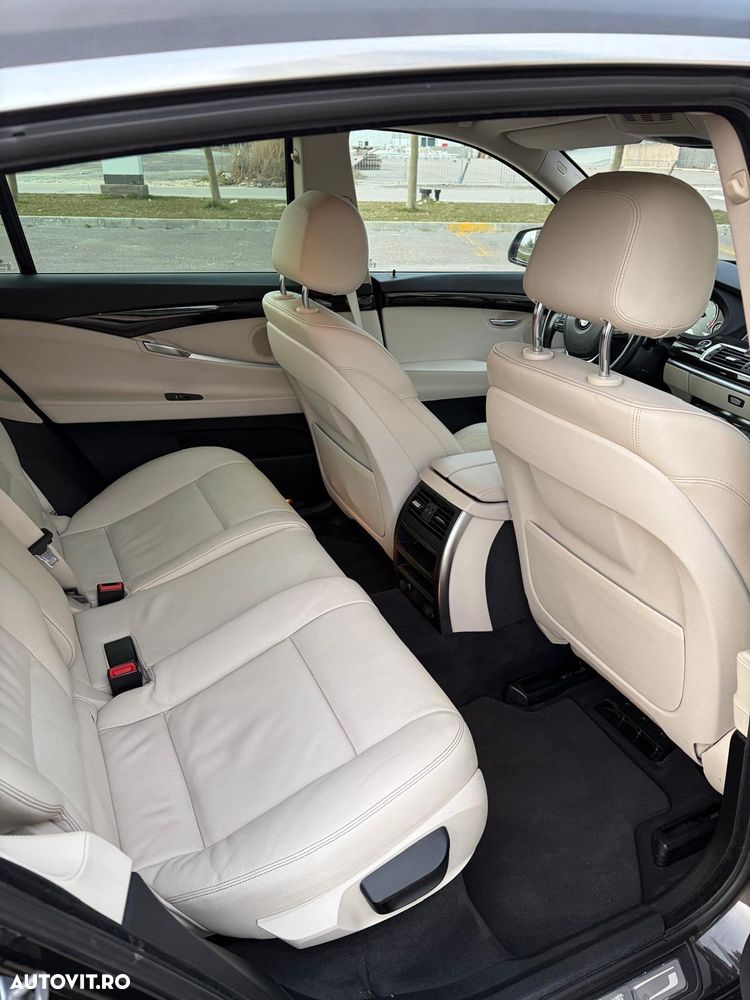 BMW Seria 5 520d Aut. Luxury Line - 10