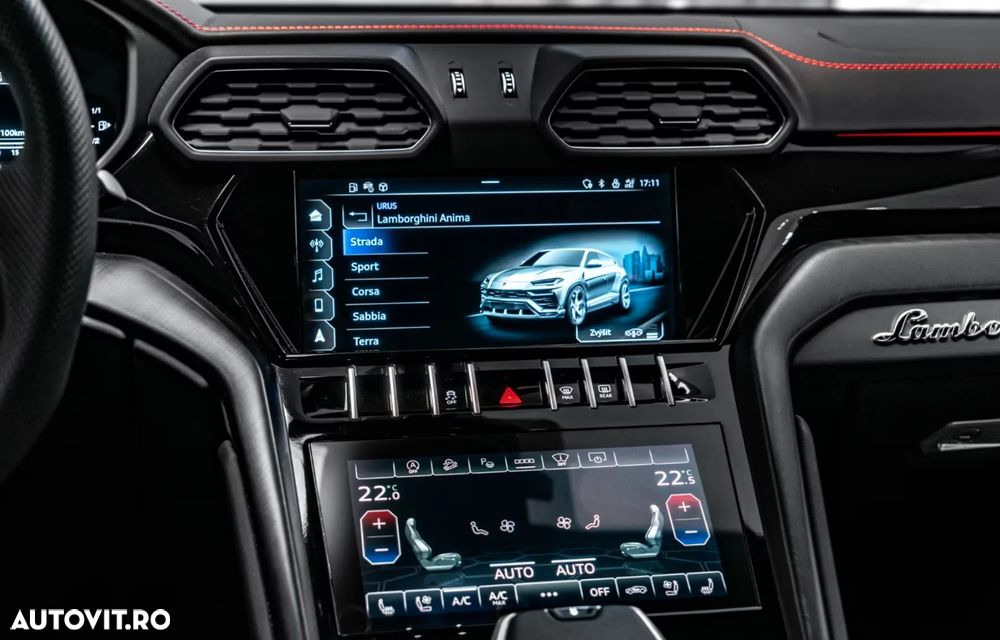 Lamborghini URUS Standard - 15