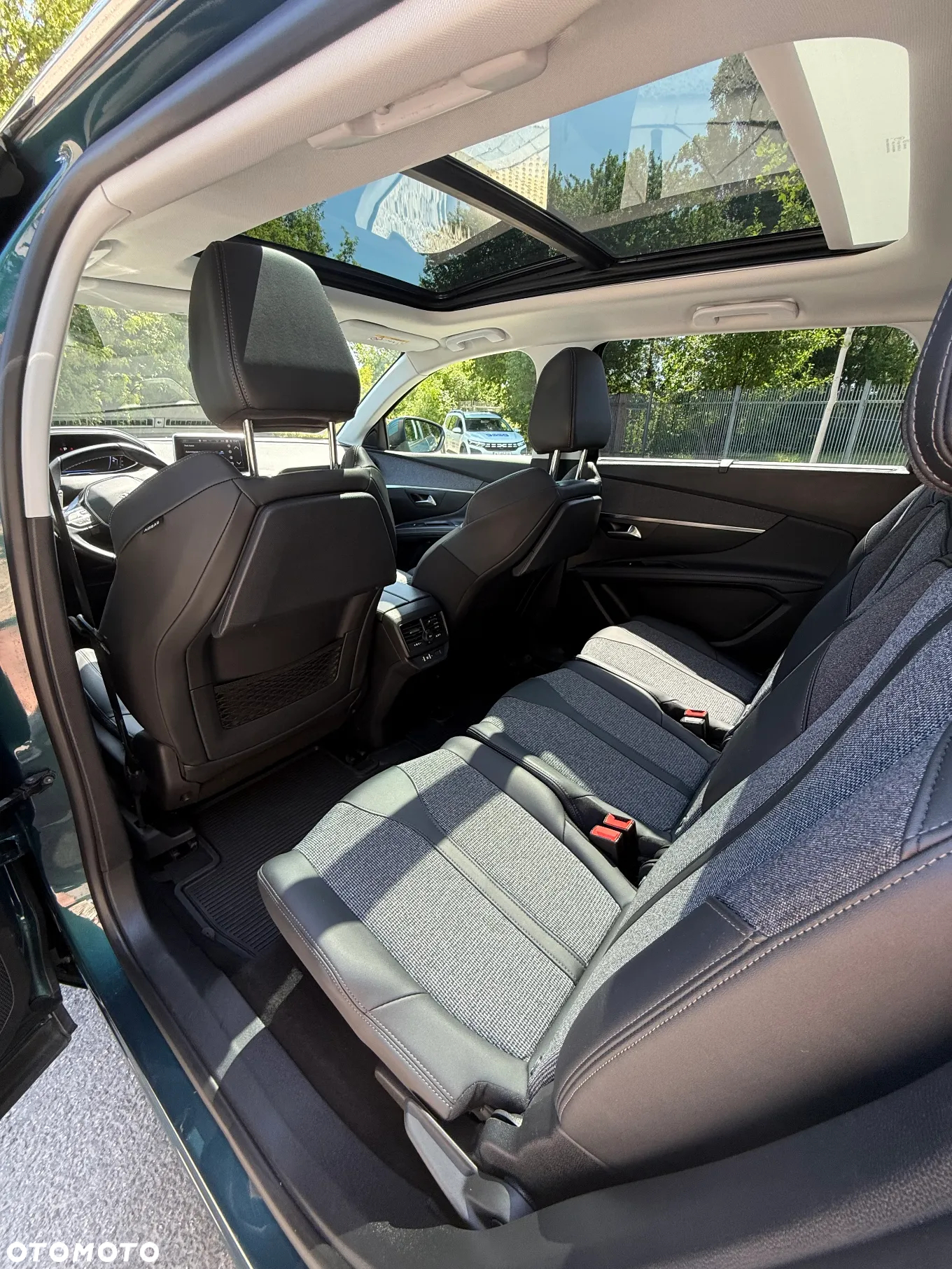 Peugeot 5008 1.5 BlueHDI Allure S&S EAT8 - 5