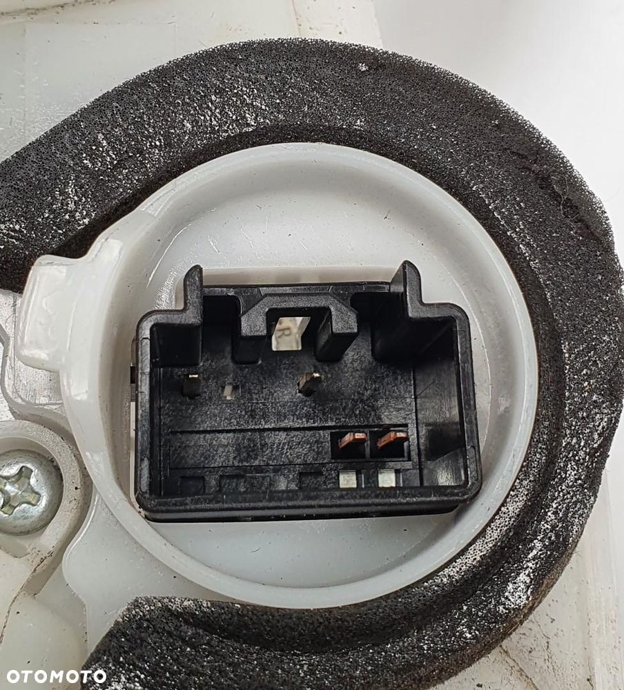 ZAMEK DRZWI PRAWY PRZÓD MAZDA 2 DE 3D EUROPA - 4