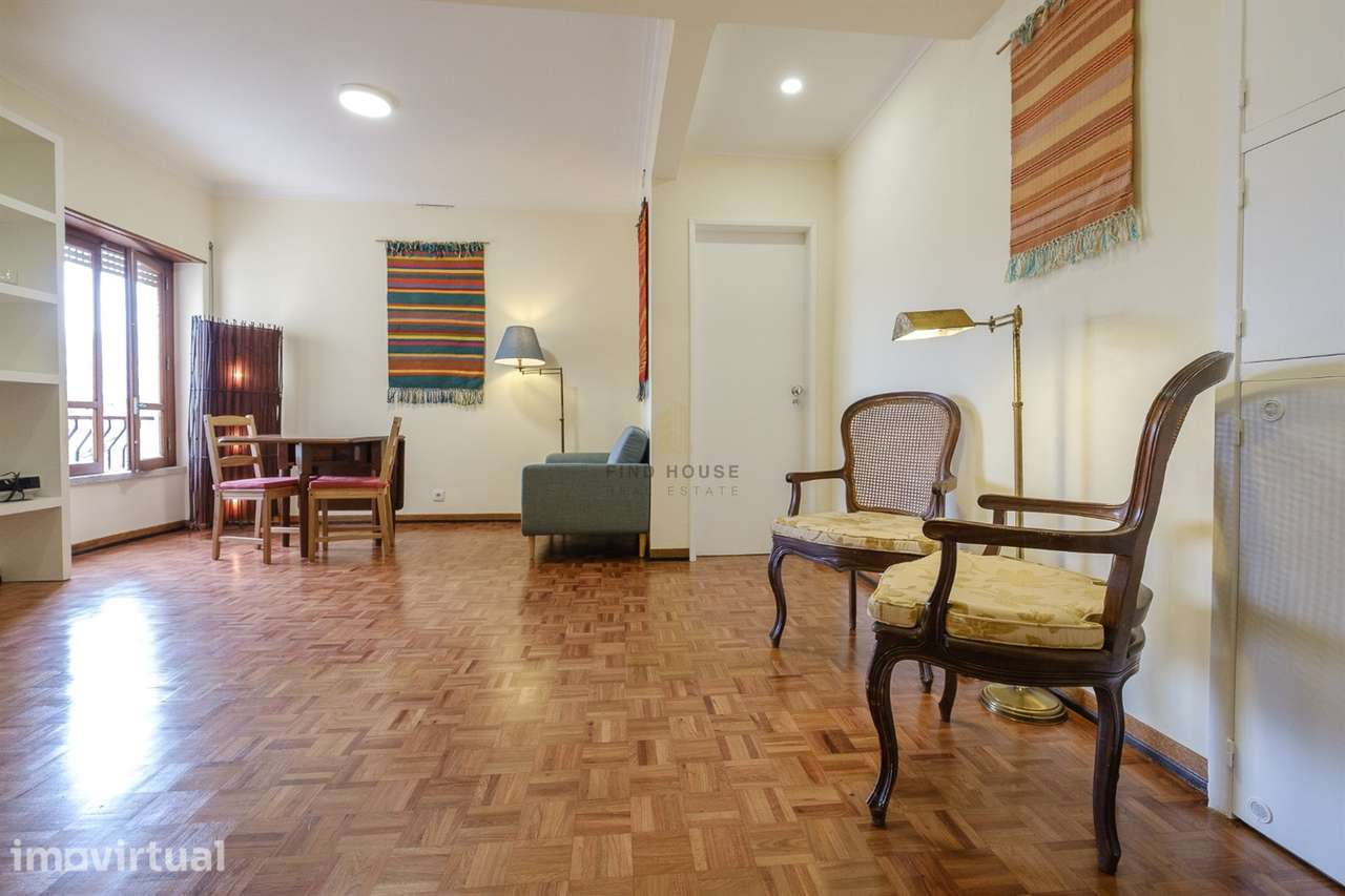 Arrenda-se Apartamento T1 na Rua José Régio em Oeiras - Grande imagem: 3/21