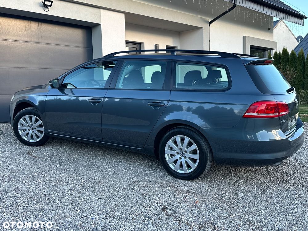 Volkswagen Passat - 20