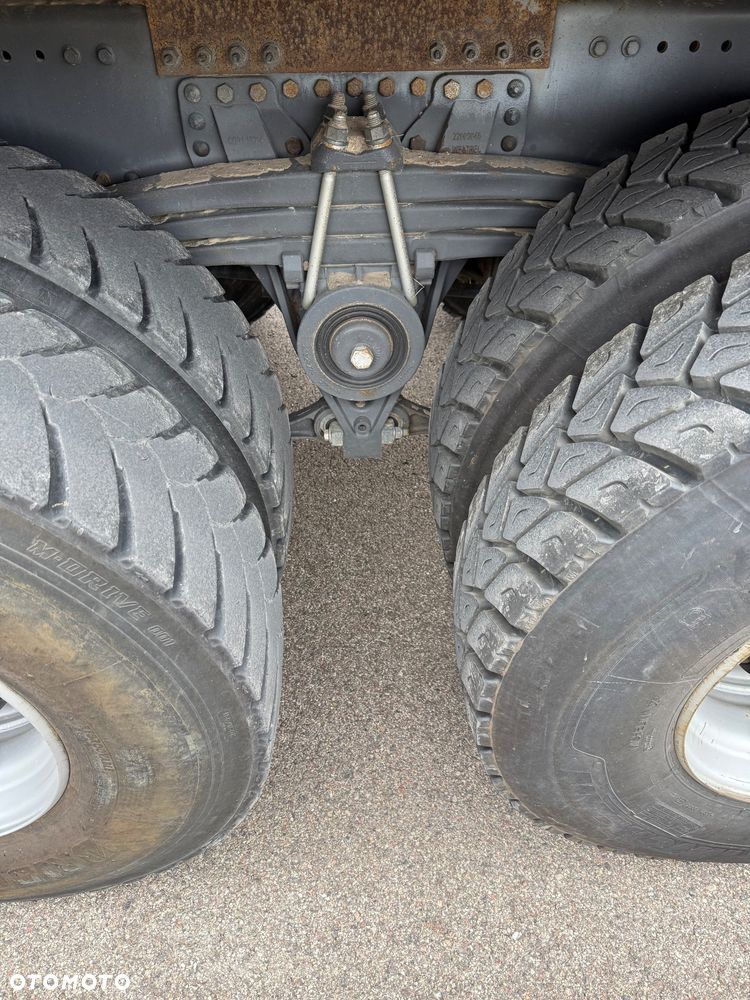Volvo FMX - 8