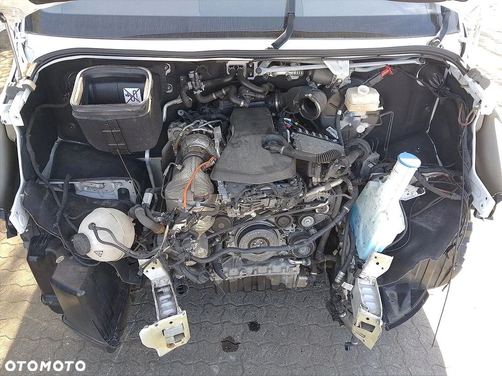Mercedes-Benz SPRINTER 317 - 8