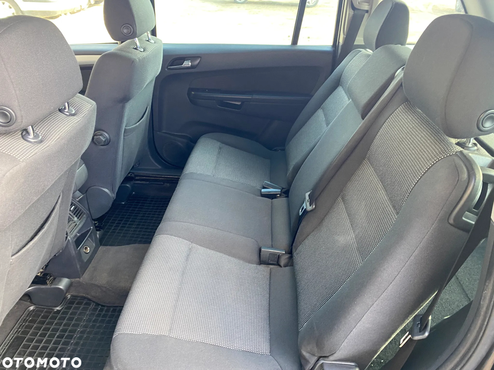 Opel Zafira 1.7 CDTI Cosmo - 8