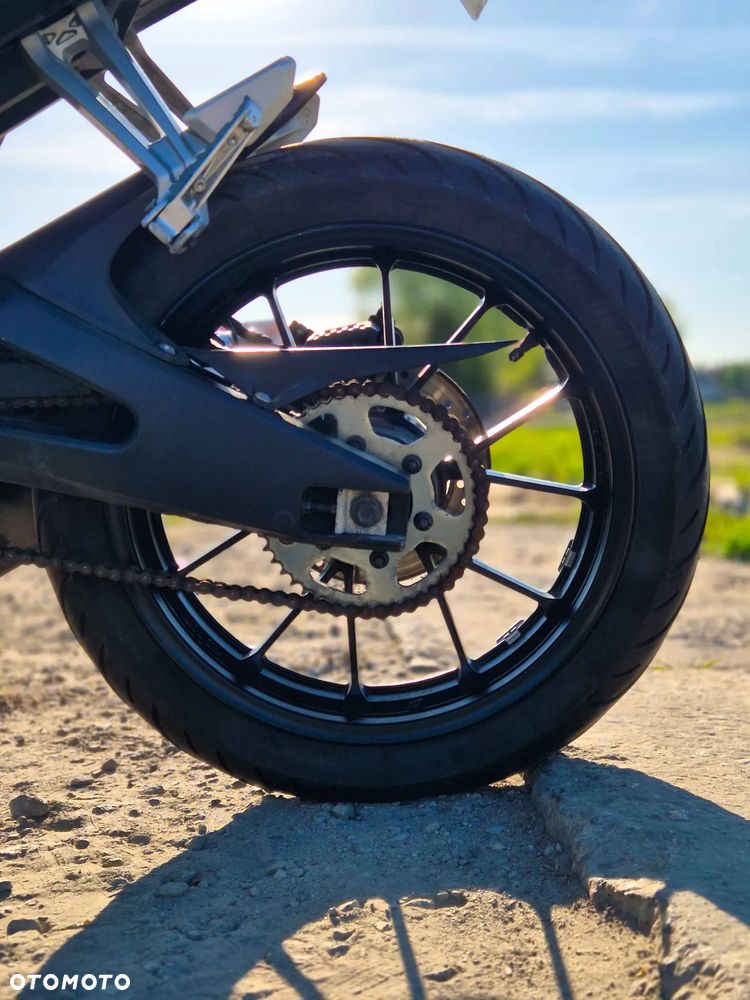 Yamaha MT - 25