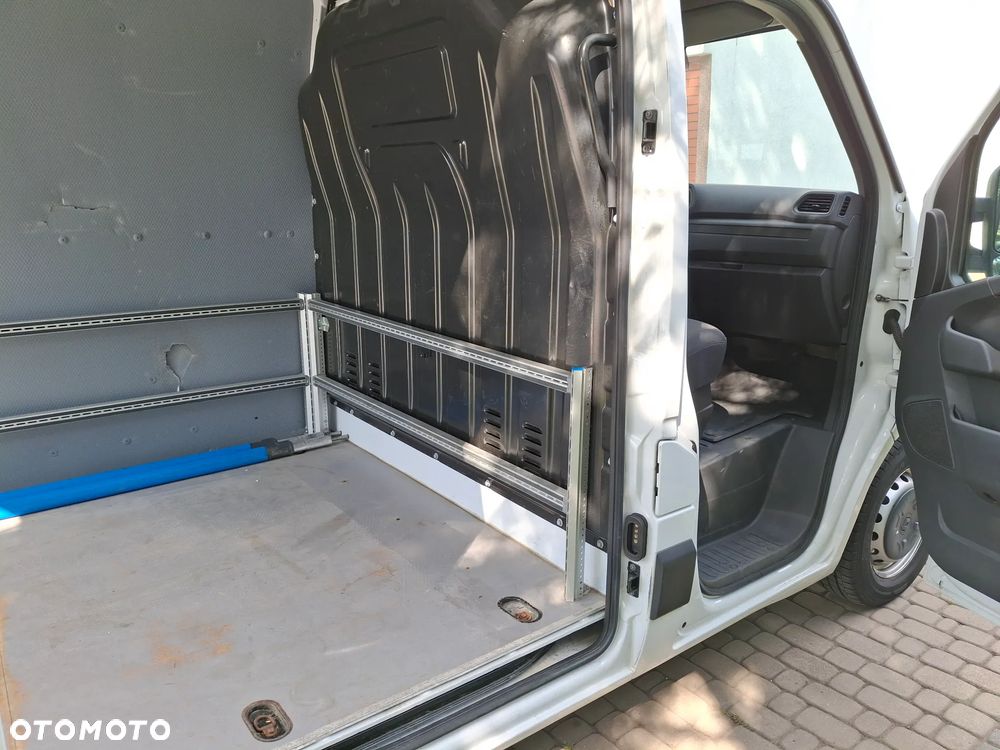 Renault Master 2.3 dci  136 KM L2H2 Salon PL - 32