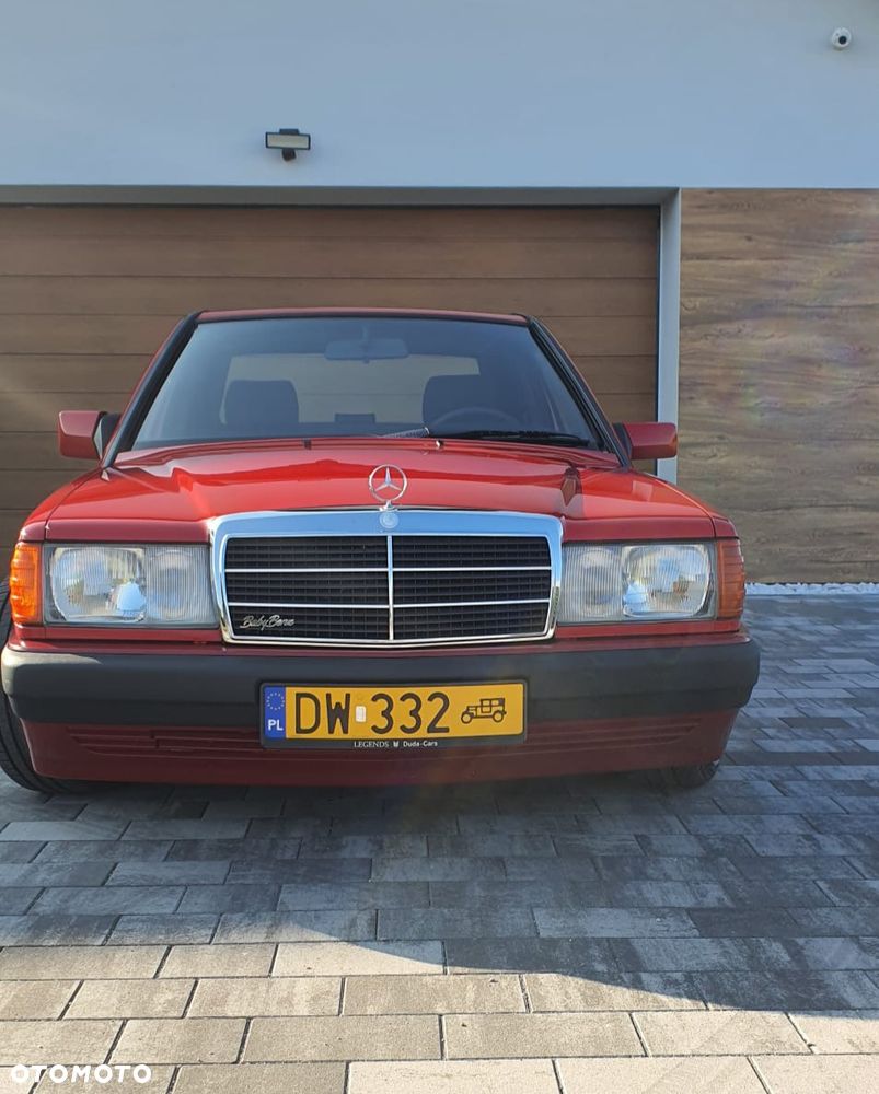 Mercedes-Benz W201 (190) - 3