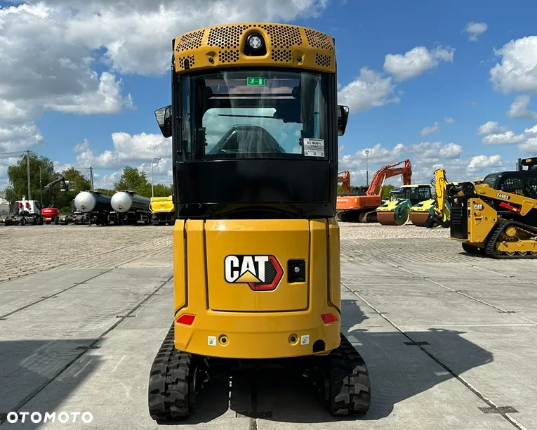 Caterpillar 301.8 - 4
