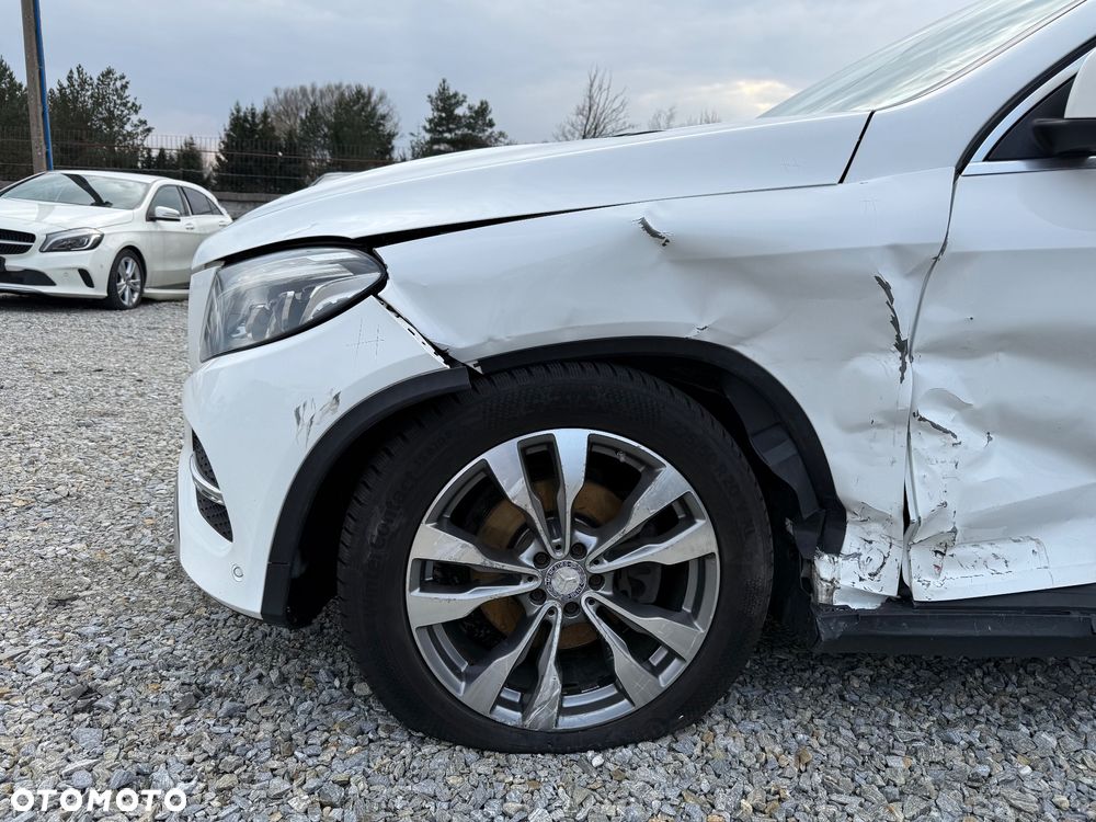 Mercedes-Benz GLE 350 d 4Matic 9G-TRONIC AMG Line - 36