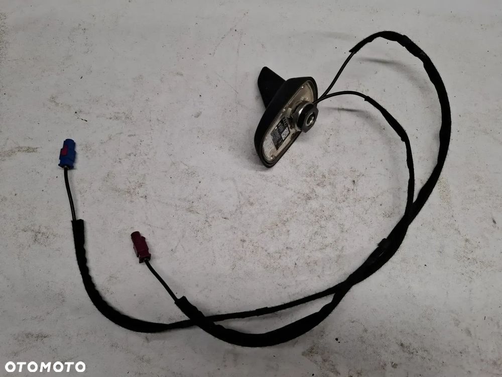 Antena Dachowa GPS Audi A5 8T8035503A - 1