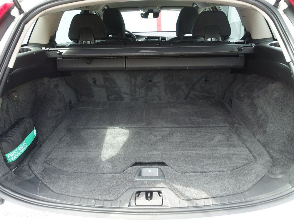 Volvo V60 D4 Geartronic - 18