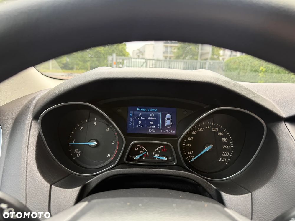 Ford Focus - 34