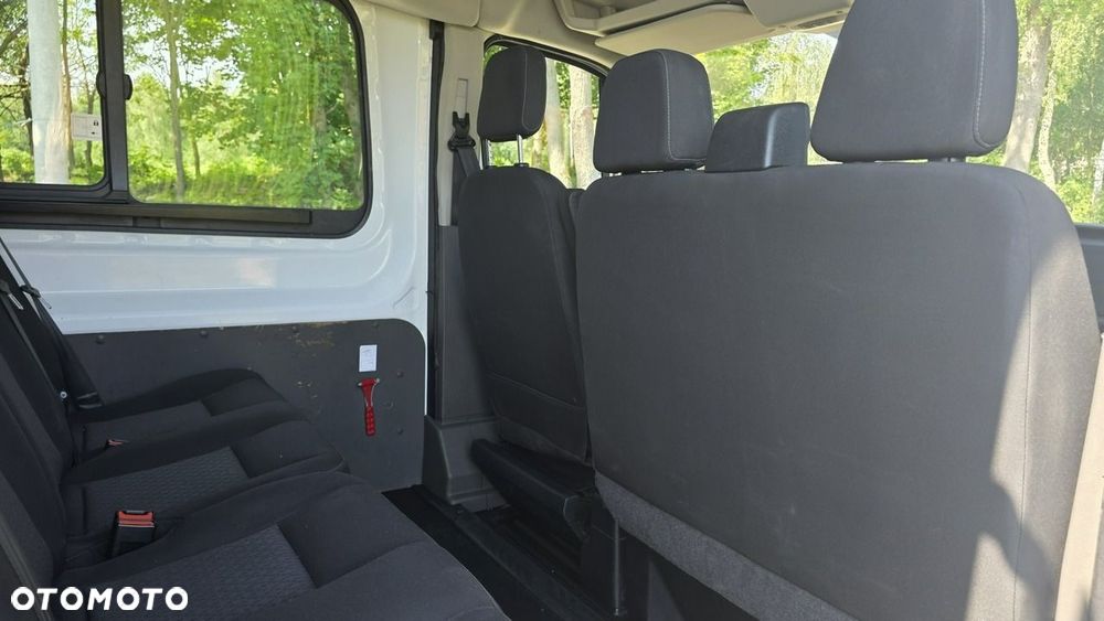 Ford Transit - 18