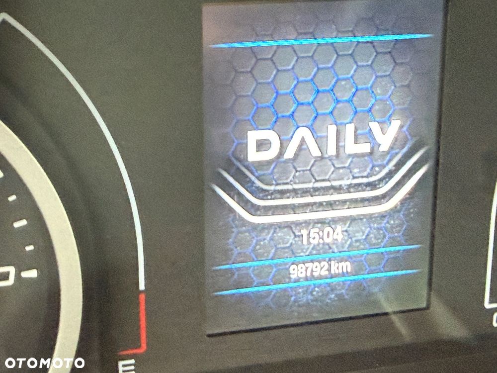 Iveco 2022/Daily/Średni/160 KM/manual/Klima/PDC/ bardzo dobry stan - 18