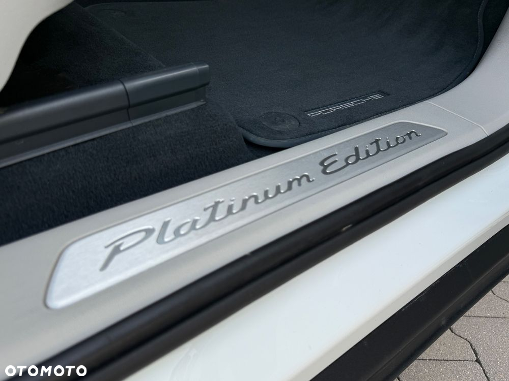 Porsche Cayenne Platinum Edition - 8