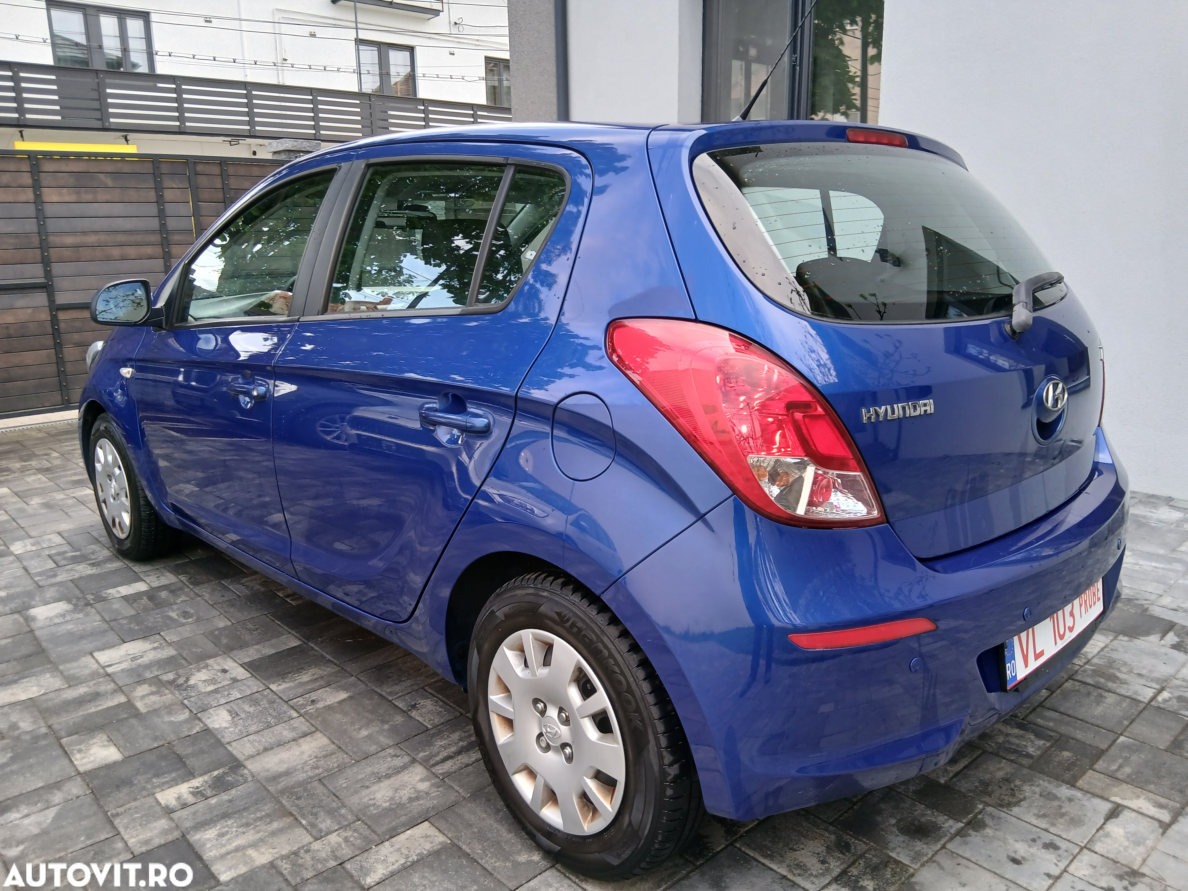 Hyundai i20 1.2 Trend - 8