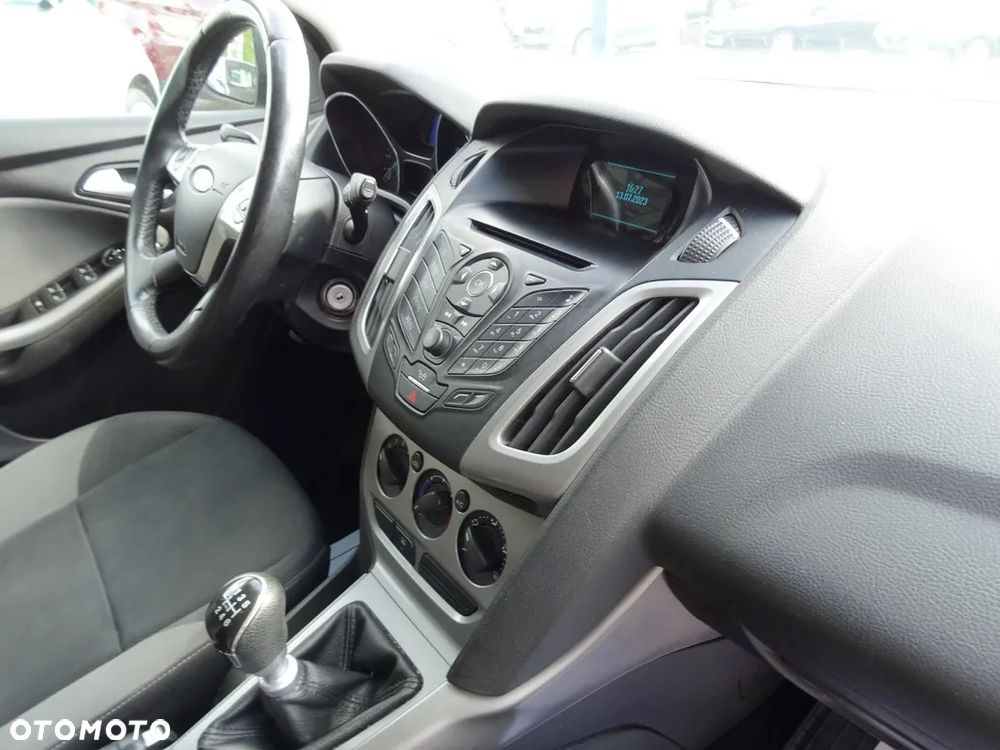 Ford Focus SW 1.6 TDCi Silver X - 12