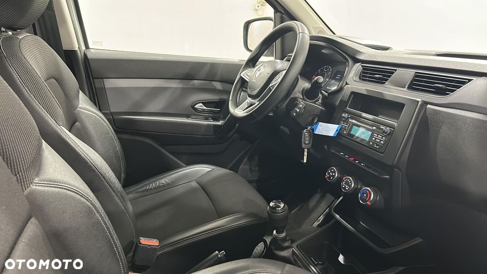 Renault Express Van - 11