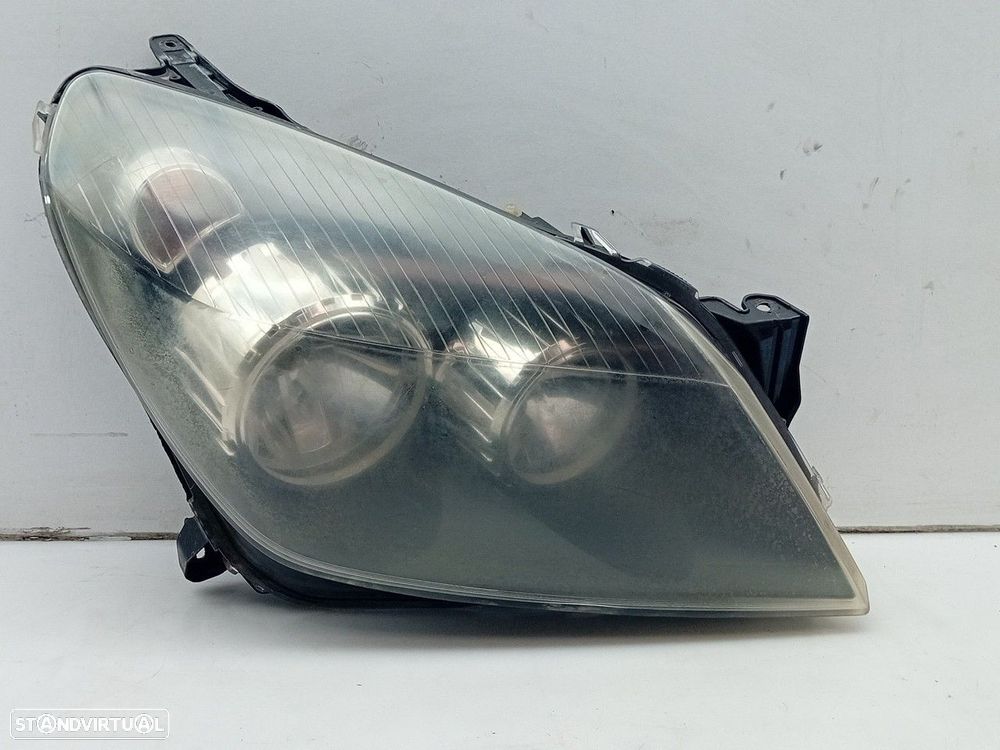 Ótica / farol direita OPEL Astra H Caravan (L35) - 1
