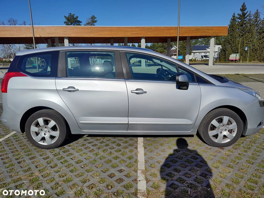 Peugeot 5008 1.6 THP Active 7os - 5