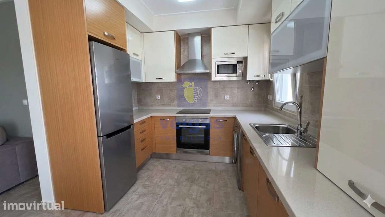 Apartamento T2 com Terraço em Outeiro da Cabeça - Grande imagem: 2/22