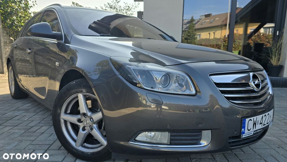 Opel Insignia - 1