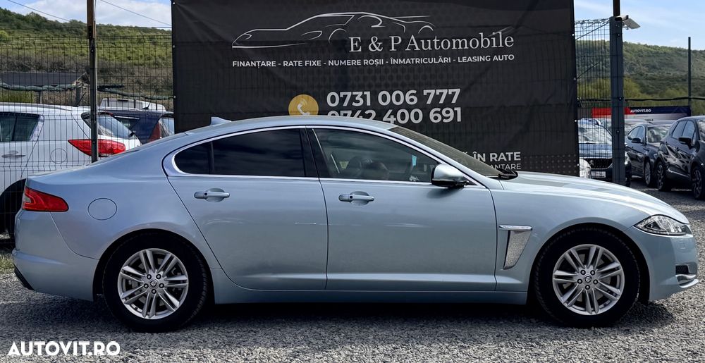 Jaguar XF 2.2D Premium Luxury - 2