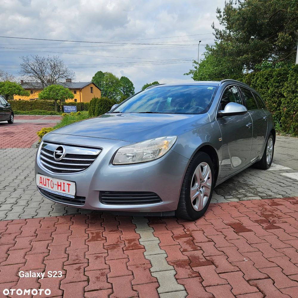 Opel Insignia 1.6 Design Edition - 1