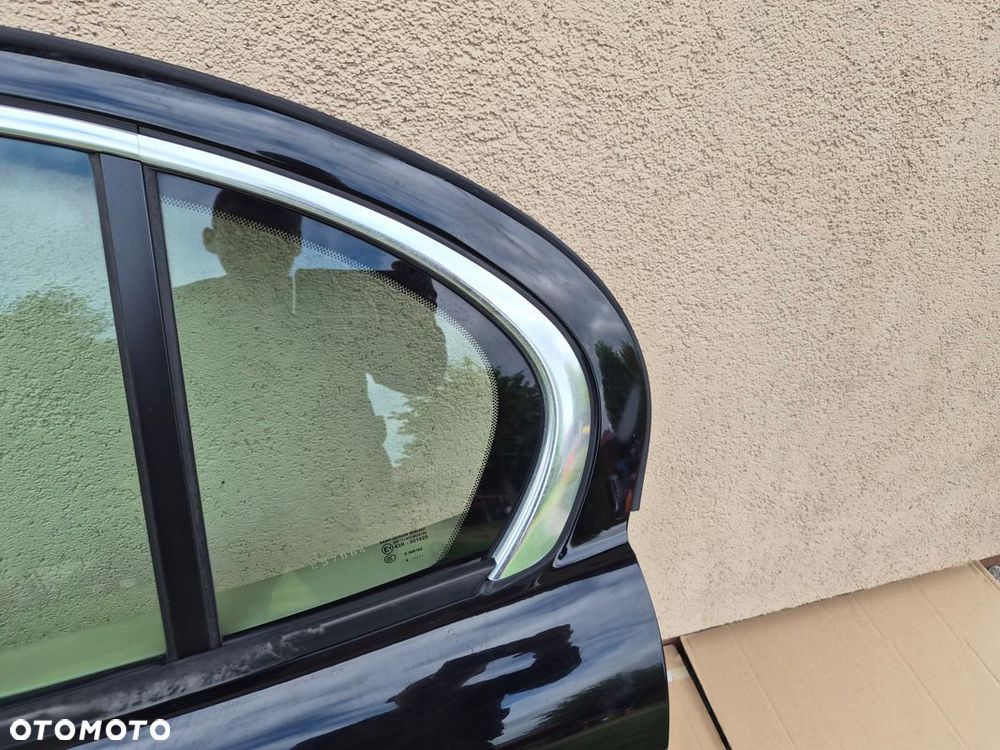 DRZWI TYLNE LEWE JAGUAR X TYPE ORYGINAŁ - 1