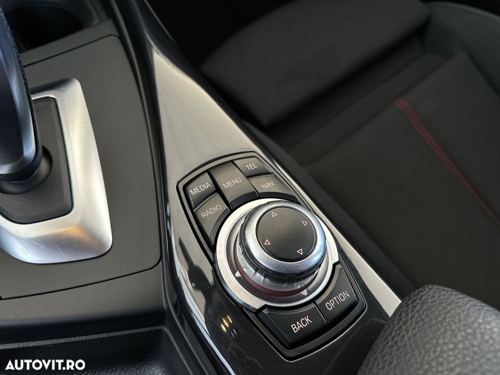 BMW Seria 1 116d Aut. Sport Line - 30