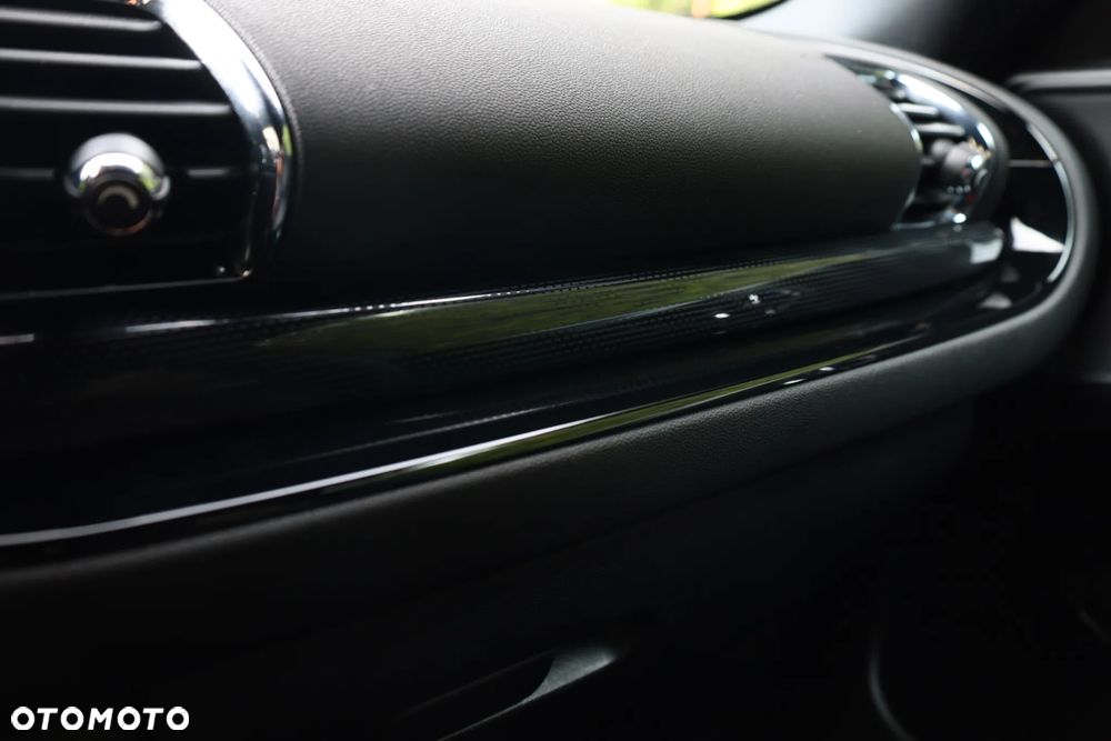 MINI Clubman Cooper Essential Trim - 29