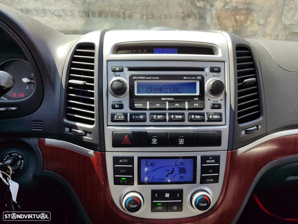 Hyundai Santa Fe 2.0 CRDi Fun 2WD - 17
