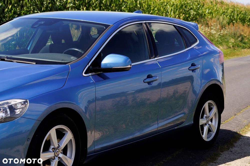 Volvo V40 - 22