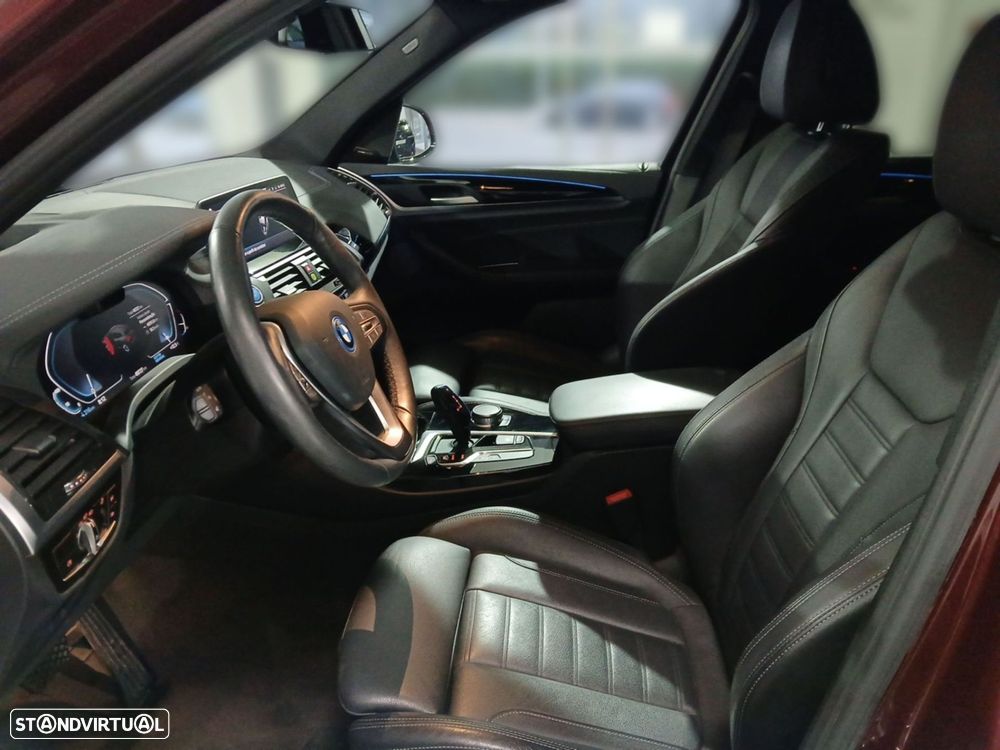 BMW iX3 Impressive - 11