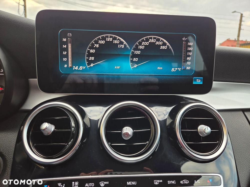 Mercedes-Benz Klasa C 200 d 9G-TRONIC - 26